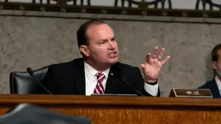 GOP Senator Mike Lee’s Bid to Criminalize All Porn Nationwide Advances to Senate Committee