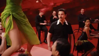 Diego Luna Confronts Stage Fright in 